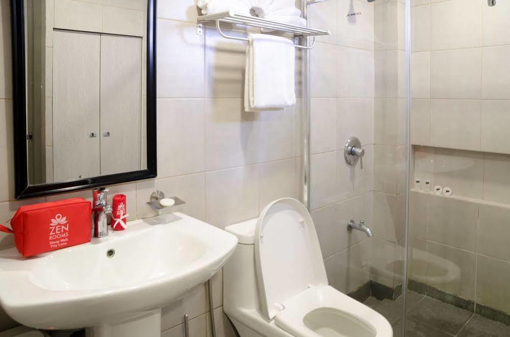 Zen Rooms Santa Cruz Makati City ภายนอก รูปภาพ