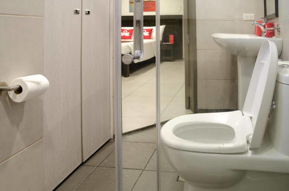Zen Rooms Santa Cruz Makati City ภายนอก รูปภาพ