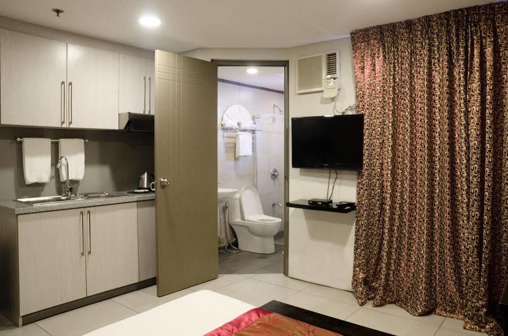 Zen Rooms Santa Cruz Makati City ภายนอก รูปภาพ